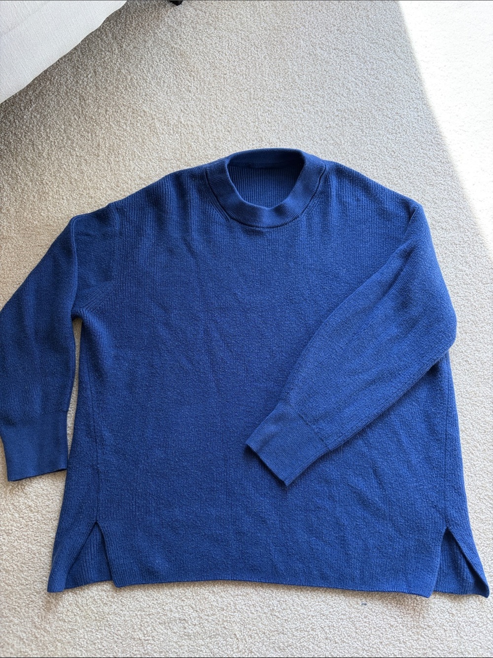 Women’s Lululemon Blue Crewneck sweater Marino wool/cotton blend